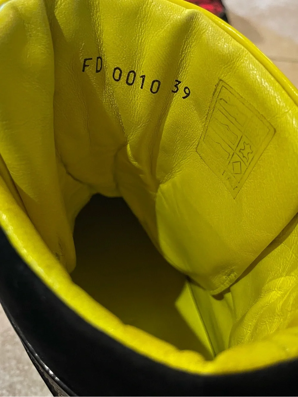 Louis Vuitton Stephen Sprouse Graffiti High Top Sneakers